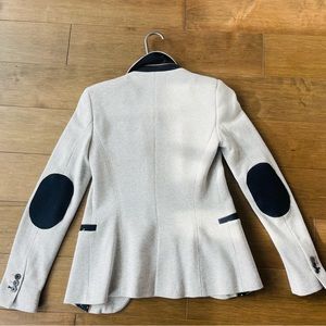 Zara blazer size extra small